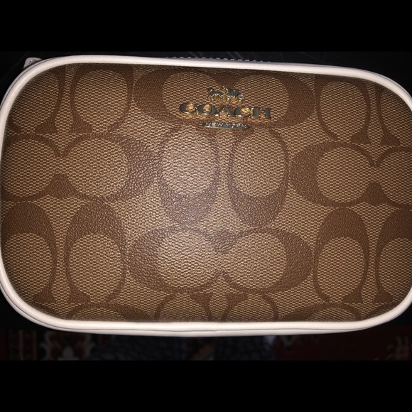 Coach Handbags - Coach purse Coach Handbags - Coach purse